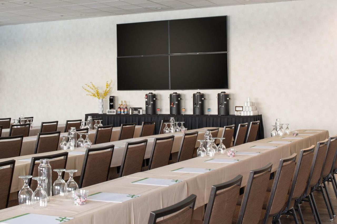 Holiday Inn Portland - Columbia Riverfront By Ihg Exterior photo