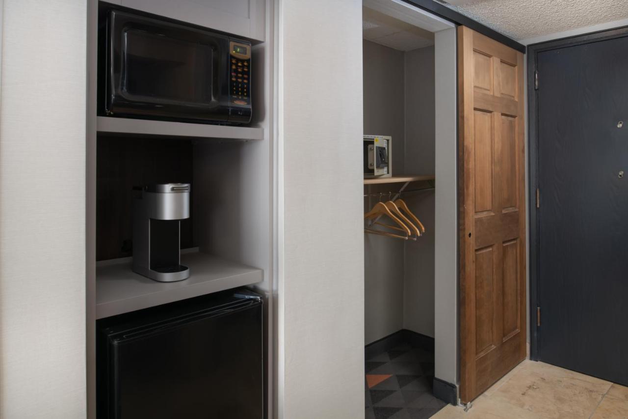 Holiday Inn Portland - Columbia Riverfront By Ihg Exterior photo