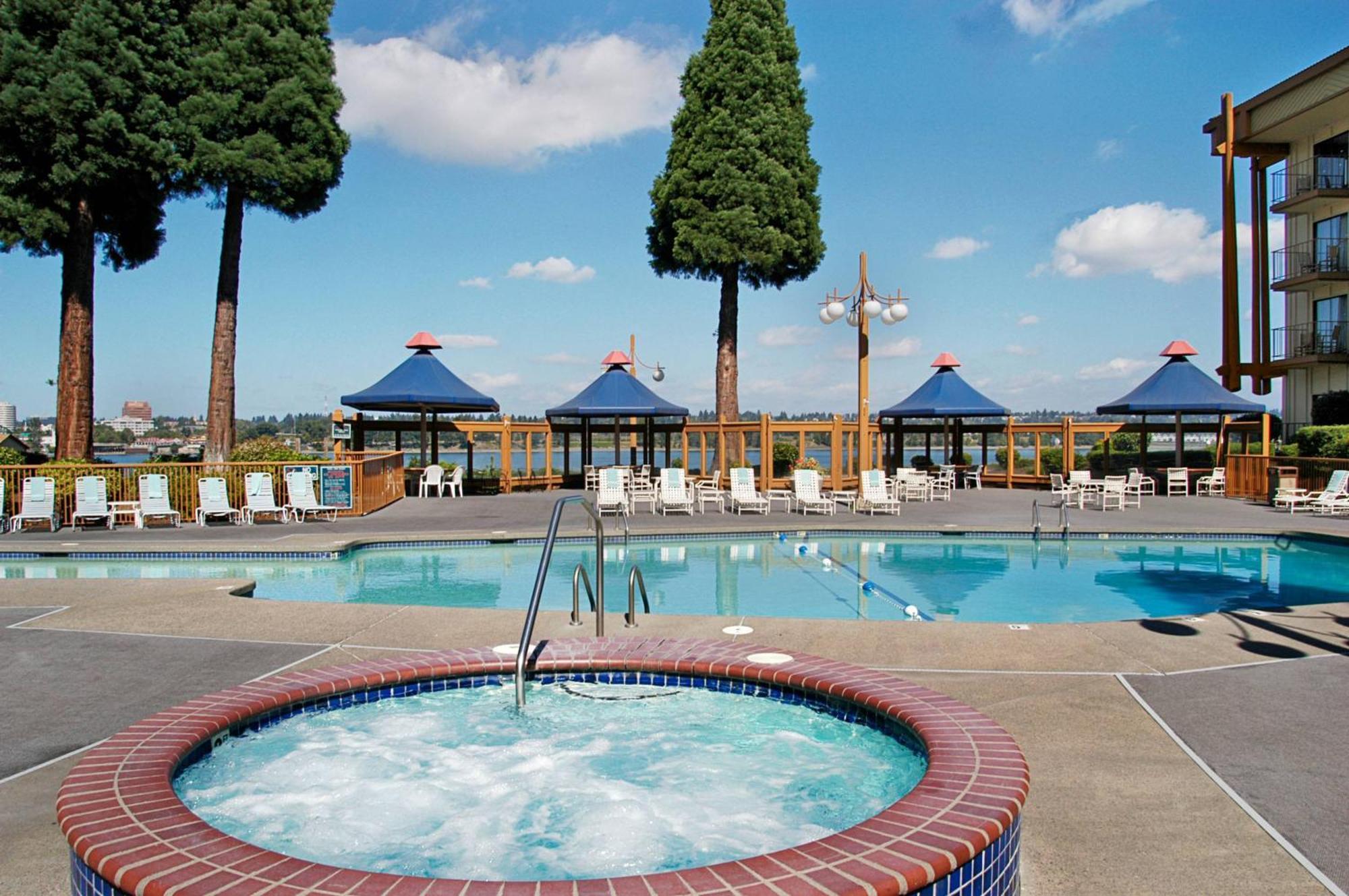 Holiday Inn Portland - Columbia Riverfront By Ihg Exterior photo