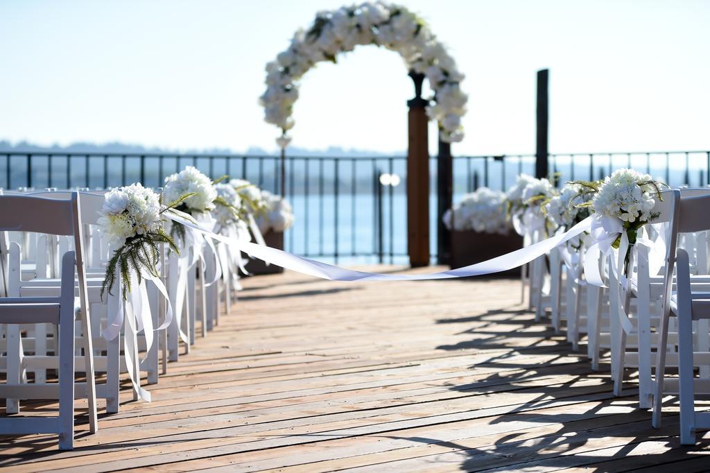 Holiday Inn Portland - Columbia Riverfront By Ihg Exterior photo