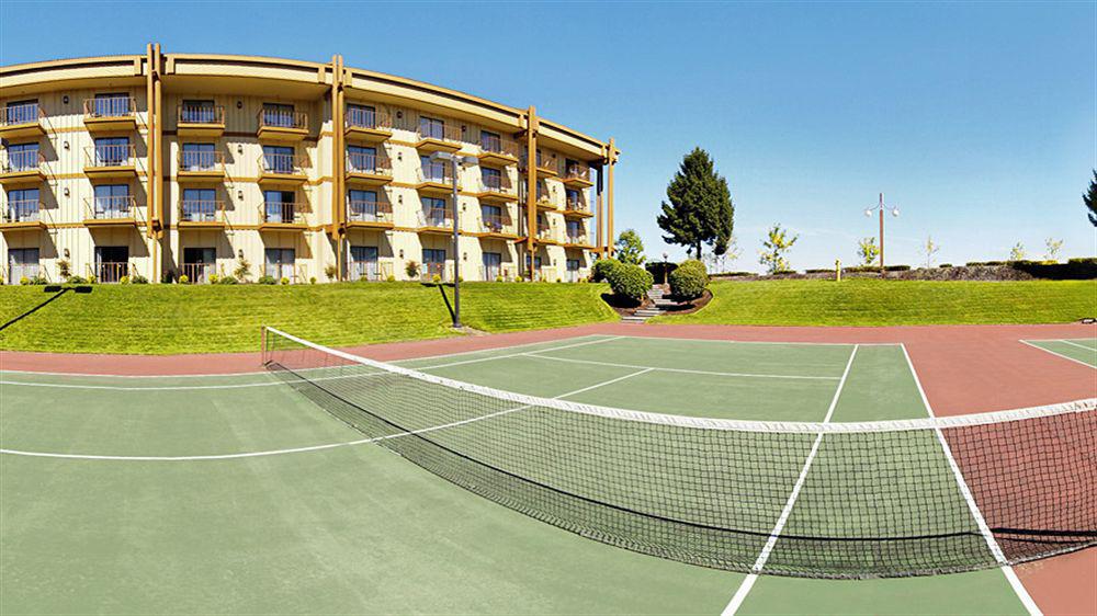 Holiday Inn Portland - Columbia Riverfront By Ihg Exterior photo